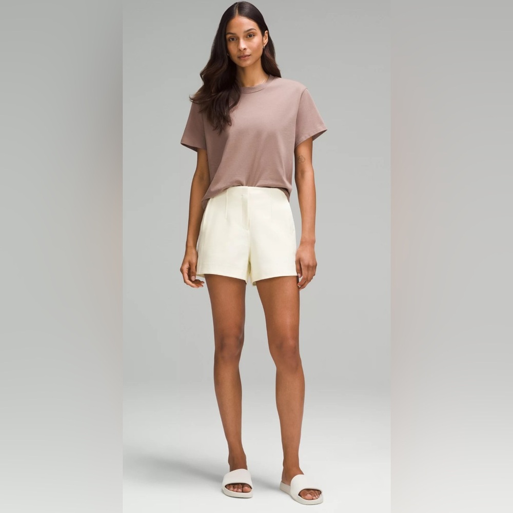 lululemon athletica High Waist Shorts in Cream